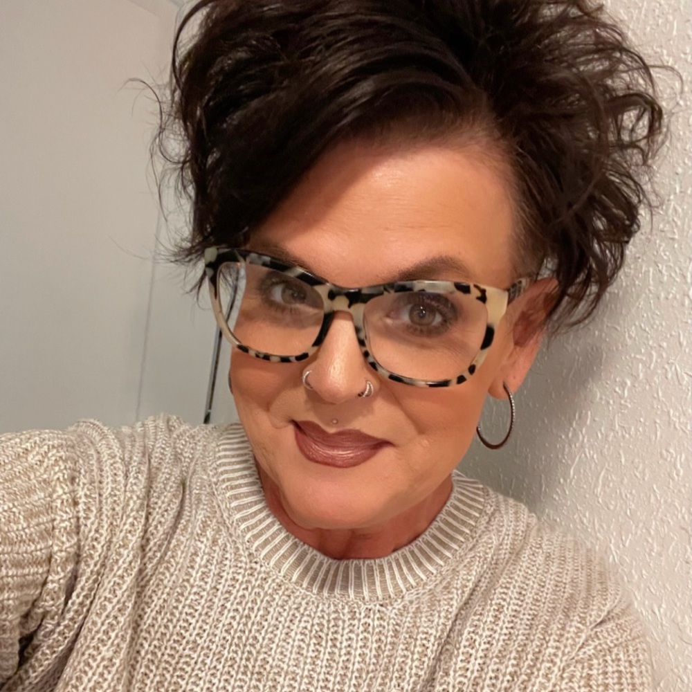 Meet your Posher, Michelle